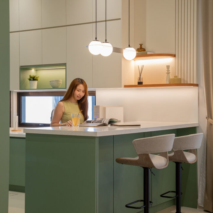 Modern Contemporary dry kitchen in green bandar kinrara